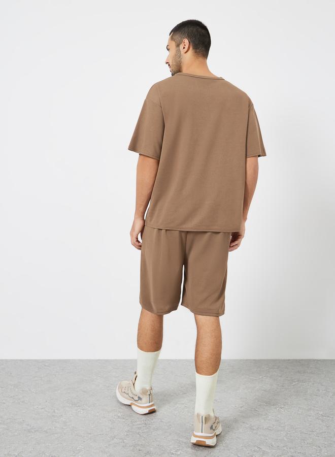 ستايلي طقم تي شيرت وشورت رجالي بني واسع - Image 5